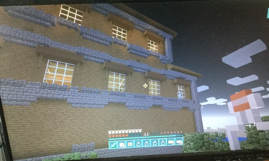Woodland mansion Spawn on roof - Minecraft Seeds